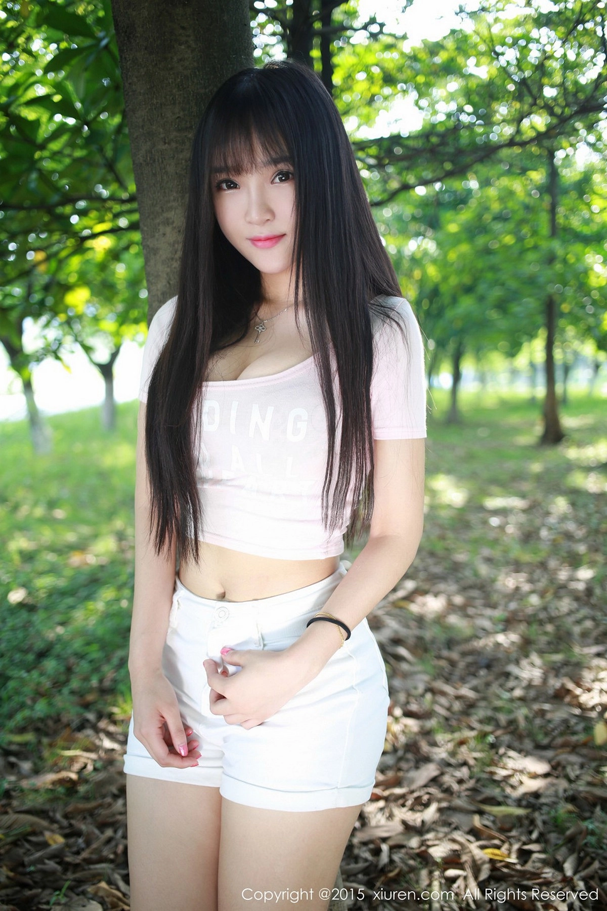 [XiuRen秀人网]No.345_内地嫩模夏瑶baby白色紧身上衣秀完美身材豪乳诱惑写真42P-秀人集