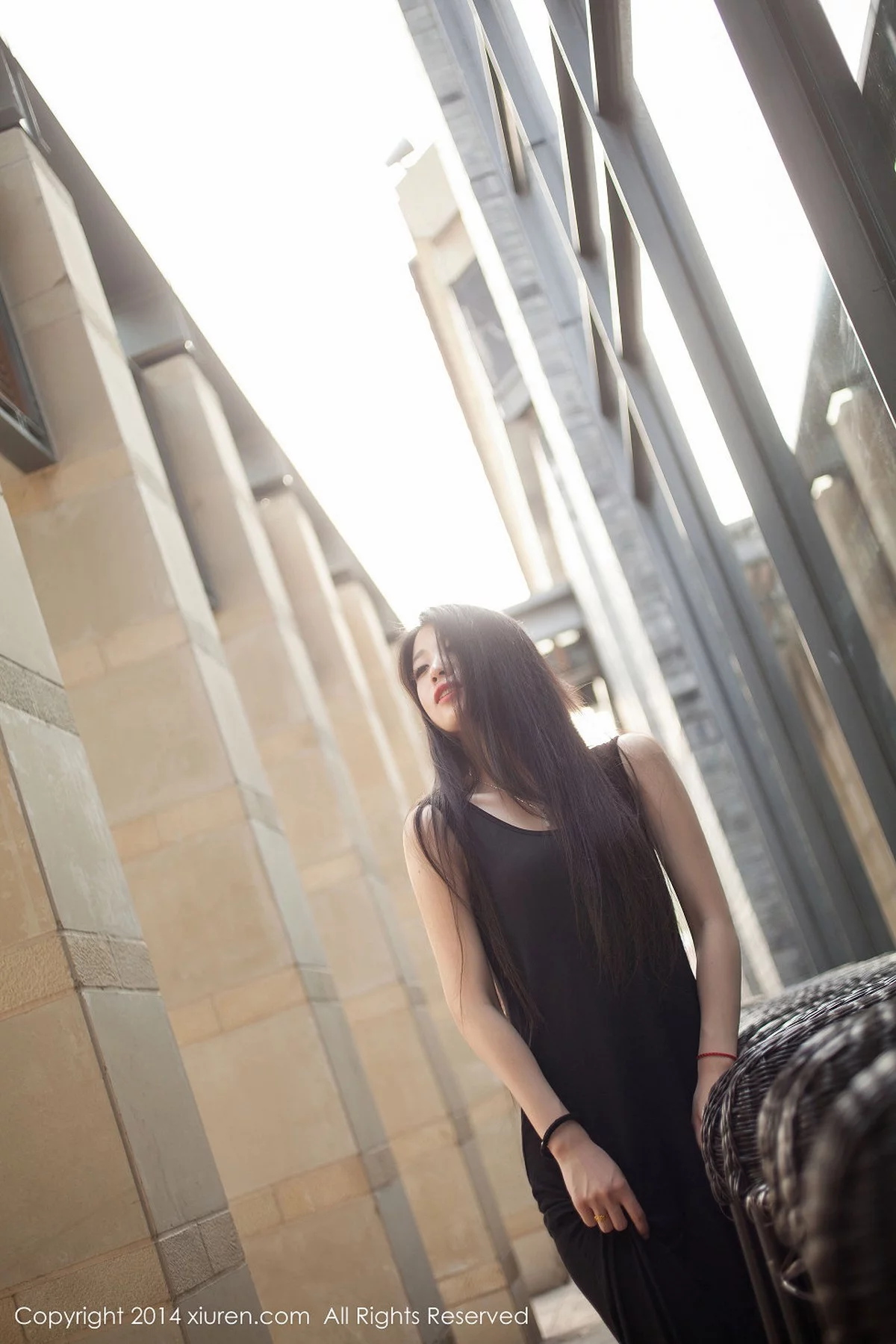 [XiuRen秀人网]No.169_嫩模战姝羽Zina居家大床上大尺度全裸秀美臀诱惑写真56P-秀人集