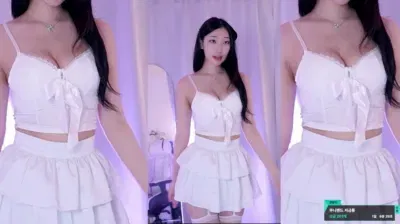 2025-05-15_05-00-44 – akikxxo – BJ 코유♡-秀人集