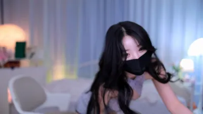 2025-05-18_06-21-42 – moem9e9 – BJ ♔레나-秀人集