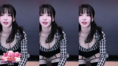 2025-07-12_23-59-38 – m0m099 – BJ 과즙세연-秀人集