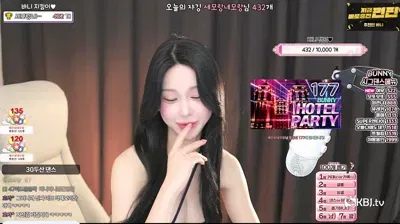 2025-08-08_04-02-16 – nayanaa – BJ ♥바니♥-秀人集