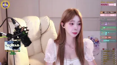 2025-11-11_03-51-54 – heemon – BJ 도희-秀人集