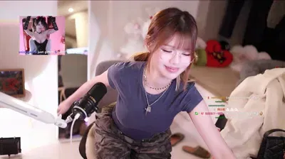 2025-11-25_08-08-14 - irissiri129 - BJ 艾怡-秀人集